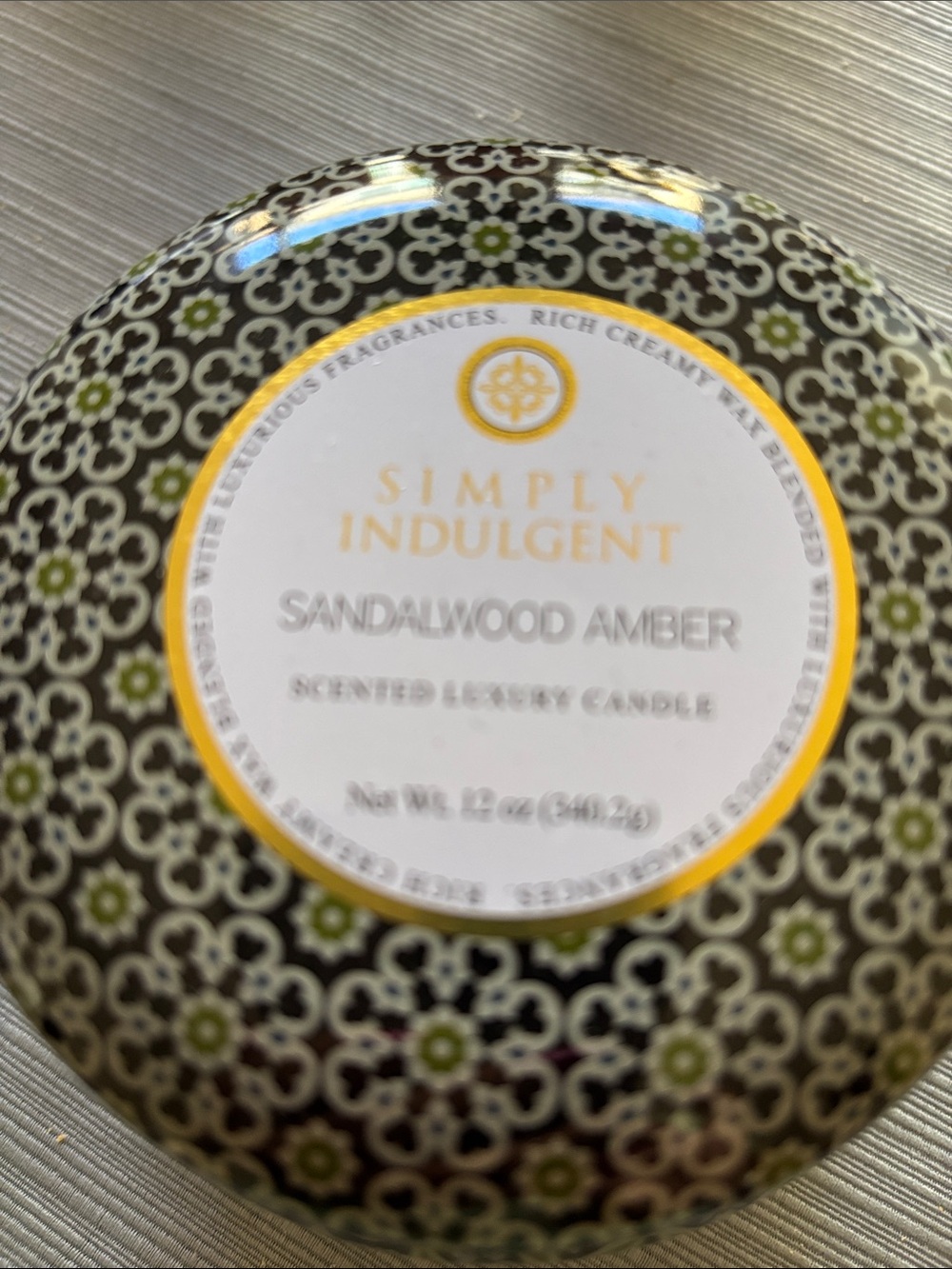 Sandalwood Amber Scented Candle - Green/Black Patterned Tin